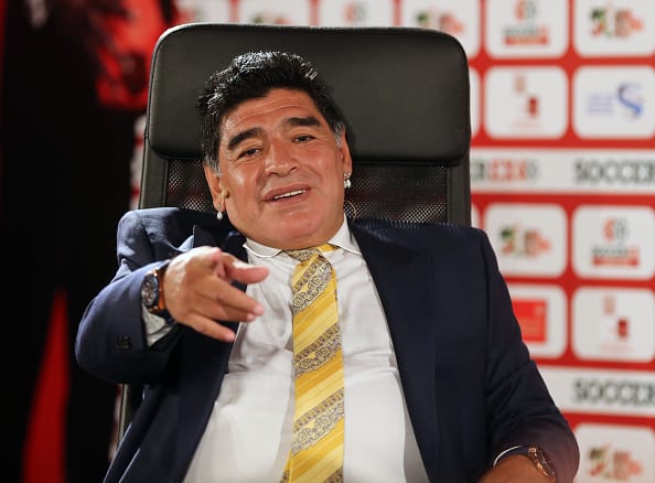 Diego Maradona ses her under en pressekonference.  Foto: Salah Malkawi/Getty Images