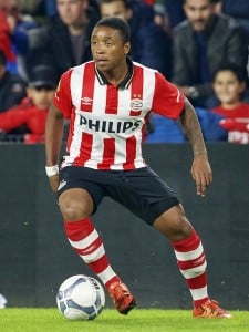 Steven Bergwijn of PSV during the Dutch cup match between PSV Eindhoven and Genemuiden on October 27, 2015 at the Philips stadium in Eindhoven, The Netherlands.(Photo by VI Images via Getty Images)