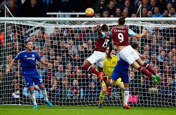 LONDON, ENGLAND - OCTOBER 24: Andy Carroll #9 of West Ham United scores his team's second goal during the Barclays Premier League match between West Ham United and Chelsea at Boleyn Ground on October 24, 2015 in London, England. (Photo by Clive Rose/Getty Images)
