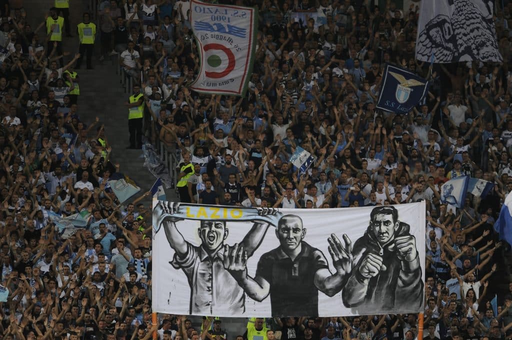 Lazio-fans hånede Anne Frank: Nu vil klubben sende dem til Auschwitz